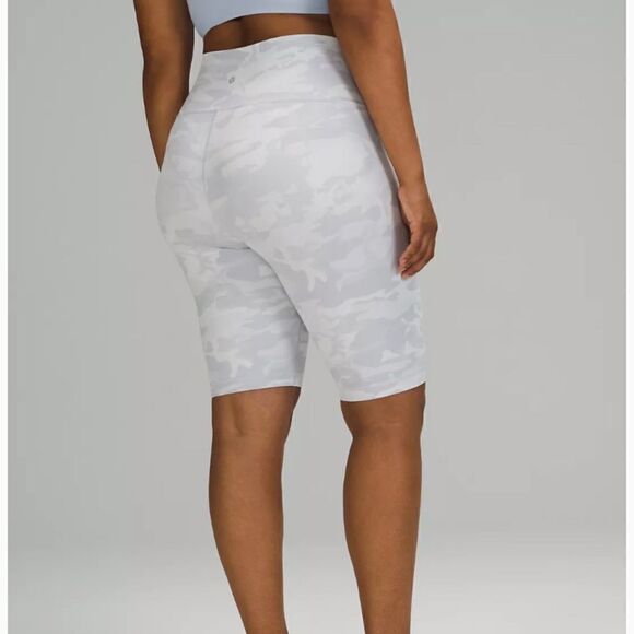 Lululemon Wunder Under HR Short 10" - Picture 3 of 9